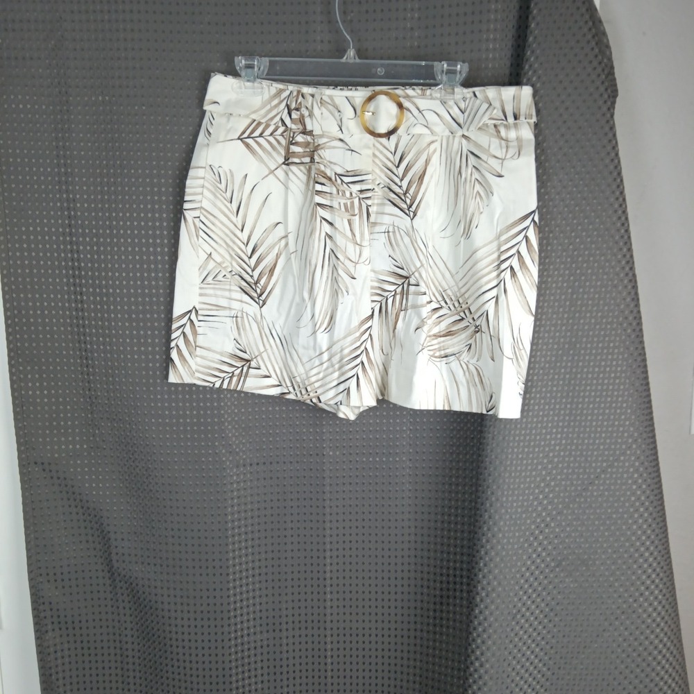 White House Black Market The 5" Palm Leaf Print Belted Shorts Women's Size 10 - Picture 2 of 16